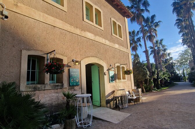 Salou : park Sama with 1 free vermouth tasting with hotel Pickup - Walking through Parc Samá for 90 minutes