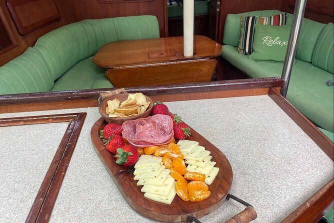 San Juan Bay Private Tour with Drinks and Tapas: 4+ people - Who will enjoy this most?
