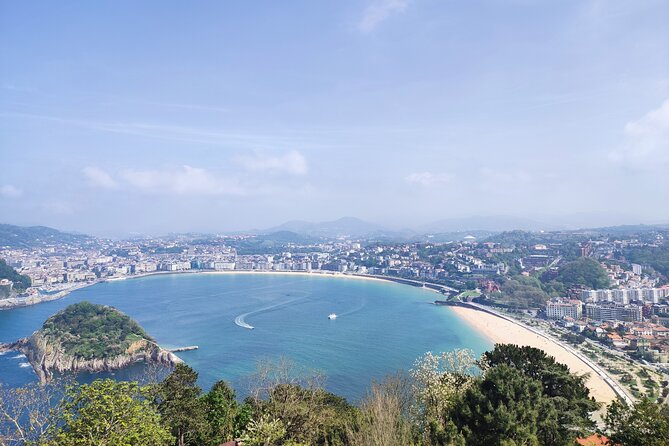 San Sebastián city tour and pintxos lunch from Pamplona - What the included pintxo lunch is worth