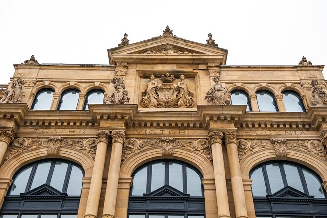 San Sebastian Food & Pintxos Tour with 12 Food & Drinks Tastings - Key points to know before booking
