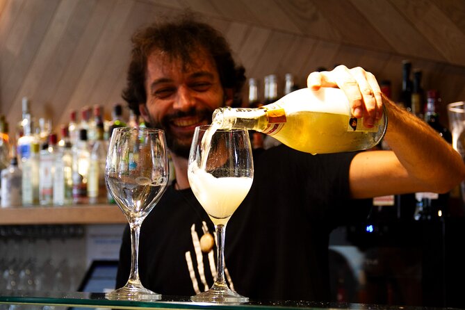 San Sebastian Food & Pintxos Tour with 12 Food & Drinks Tastings - Pintxos, the Basque way to eat