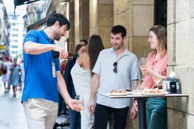 San Sebastian Food Tour: Pintxo Tasting Paired with Wines