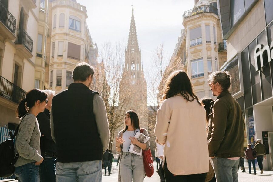 San Sebastian Like a Local: Evening Pintxos Tour - Starting at San Martín Market