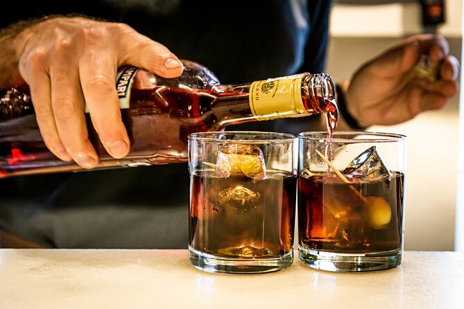 San Sebastián Pintxos Tour: Delicious Food, Drinks & Ambience - What Eric adds to the evening