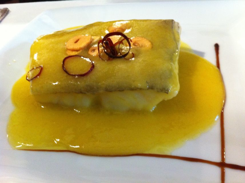 San Sebastian: Private Pintxos Basque -Tapas Tour - What the guide adds to the meal