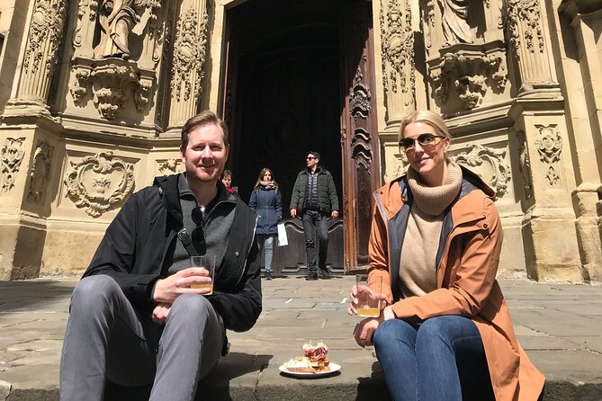 San Sebastian Private Tour, Pintxos & Winery Visit from Bilbao - Two hours of pintxos in the Old Town