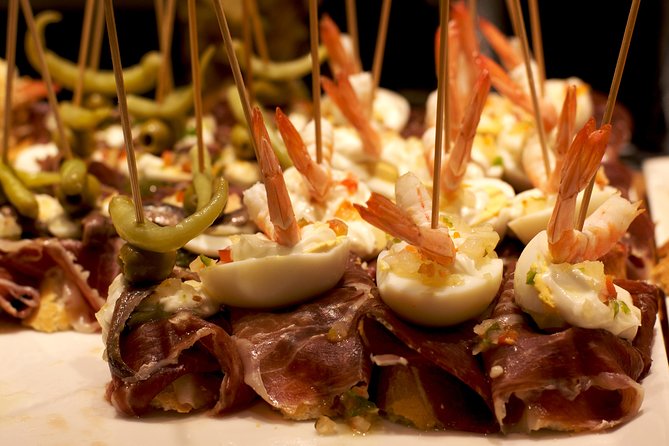 San Sebastian Top Pintxos Private Tour - From traditional Gilda to modern Basque cooking