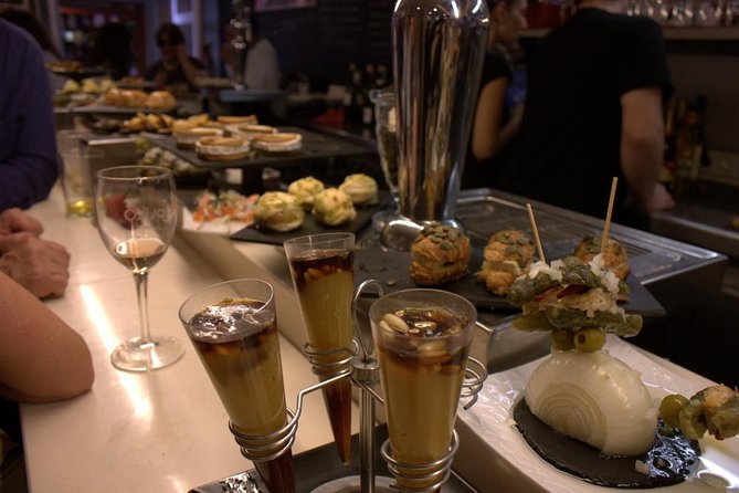 San Sebastian Top Pintxos Private Tour - Local drinks and the pairing question