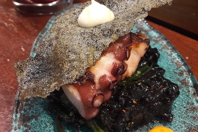 San Sebastian Top Pintxos Private Tour - The guides shape the evening