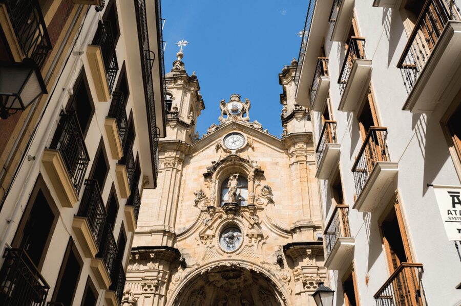 San Sebastian: Walking Tour with Pintxo and Drink - Is $17 good value?