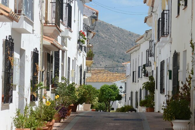 Self Guided Wine and Tapas Walking Tour - Stop 1: arriving in Mijas Pueblo at noon