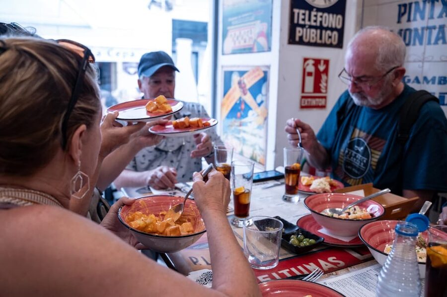 Seville Adventure: Historic Walking Tour & Traditional Tapas - Key points to know before booking