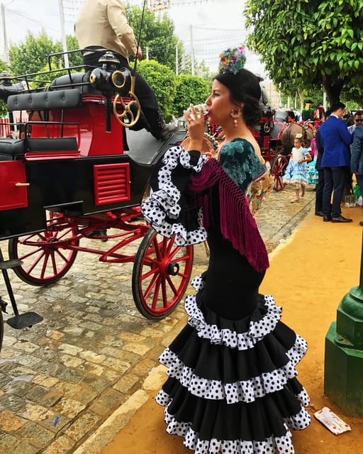 Seville: April Fair Guided Walking Tour with Tapas & Drinks - Three drinks, or one jug of rebujito