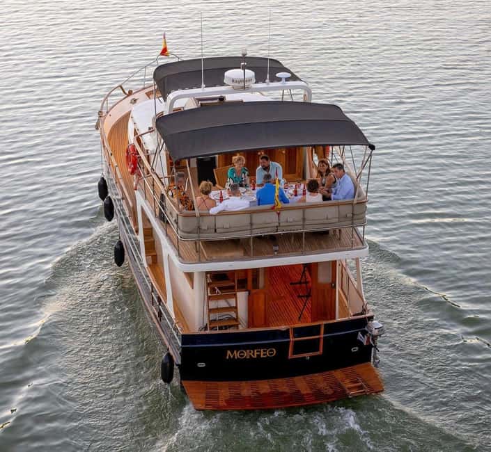 Seville: Flamenco life music Yacht Cruise, Tapas & Drinks - Setting out from Muelle New York