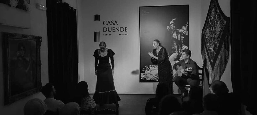 Seville: Flamenco Show with optional Tapas Tasting - Why a short flamenco show works well in Seville