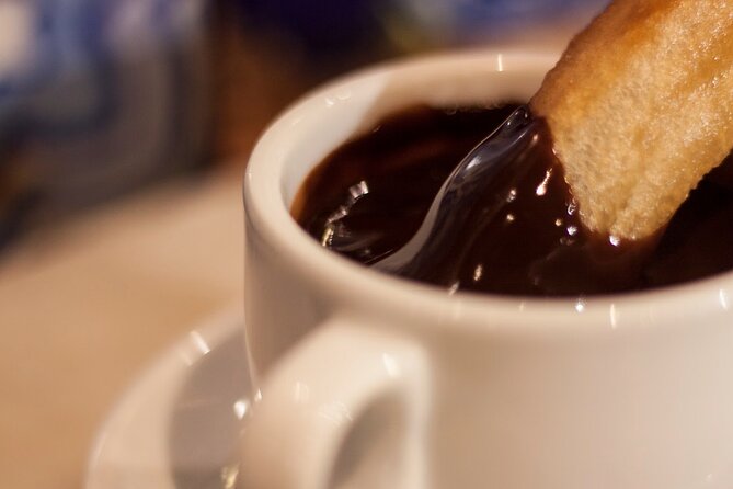 Seville Food Tour: Vermut, Churros & 10+ Tasty Local Dishes - Churros, hot chocolate and the opening bite