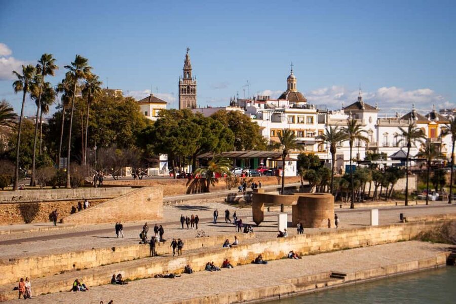 Seville: Food Tour with 10 Tastings of Tapas, Ham, Churros - Small group size and walking demands