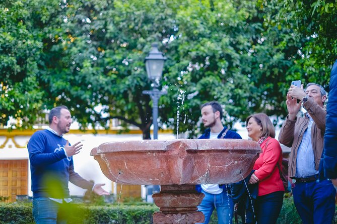 Seville Jewish Quarter Small Group Tour with Tapas and Drinks - The old cemetery and what remains