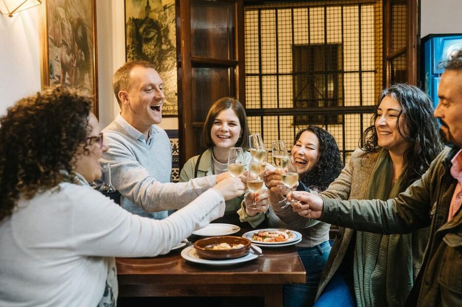 Seville: Private Tapas & History Tour in Triana Neighborhood - Key points to know before you book