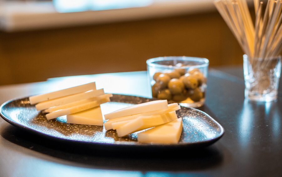 Seville: Tapas and Sangria Tasting - Why the host matters