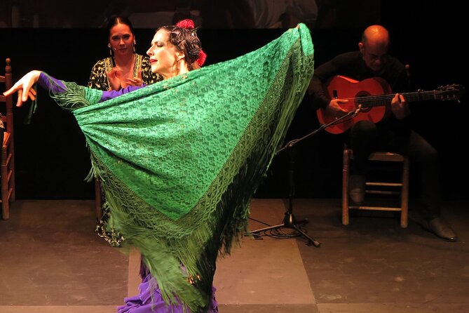 Seville Tapas Tour & Authentic Flamenco Show - Why this tour works better than a flamenco show alone