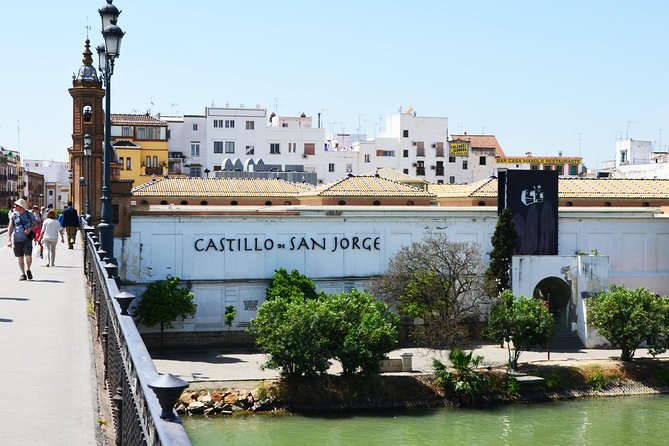Sevillian tapas tasting on a bicycle (3 bars-3 tapas-3 drinks) - Three bars, three tapas, and three drinks