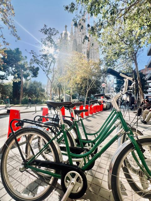 Sightseeing Barcelona by Bike, Photo-shooting & Tapas - Photos that are part of the tour, not an afterthought