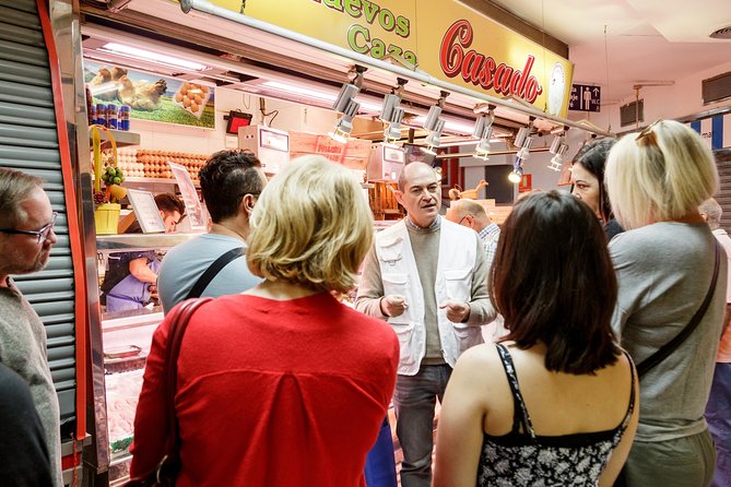 Spanish Cooking Class Paella Tapas and Sangria in Madrid - Meeting the chef at Cooking Point