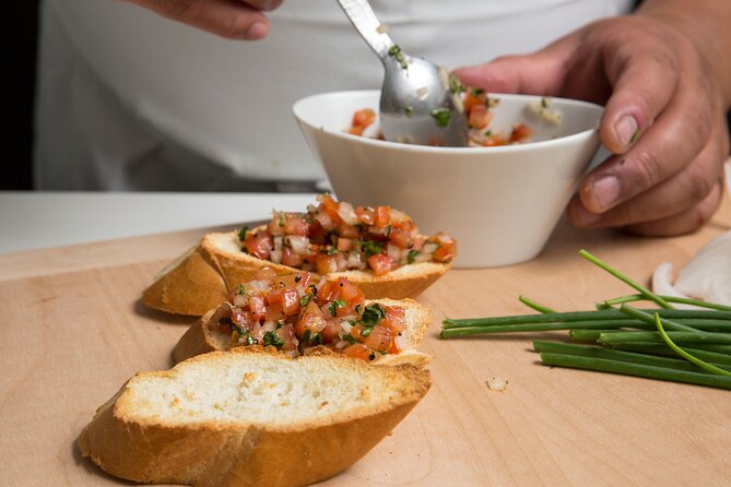 Spanish Tapas Cooking Class + Unlimited Wine (6-Course Meal) - Pa amb tomàquet keeps things simple
