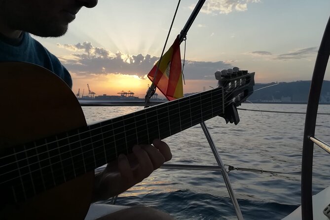 Sunset Sailing Experience w/ Live Spanish Guitar & Spanish Tapas - Who should book this experience?