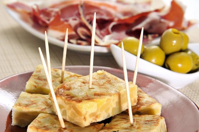 Tapas and Flamenco Show Small Group Tour in Barcelona - Timing, order, and practical planning