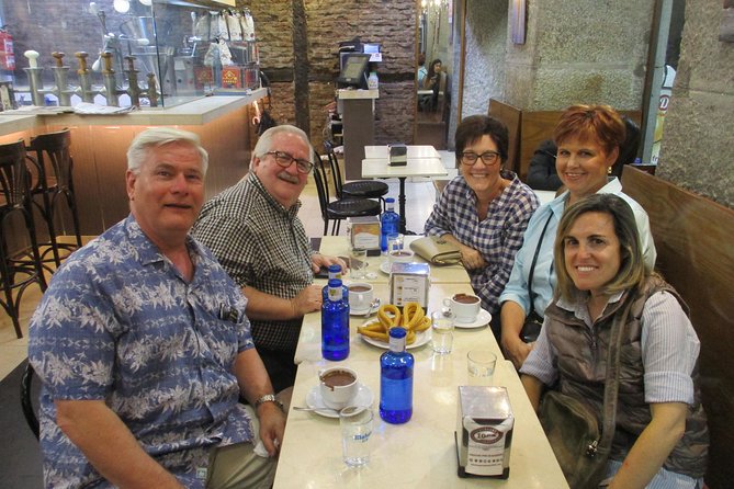 Tapas and history tour ending with churros with chocolate - Churros with chocolate on Calle del Arenal
