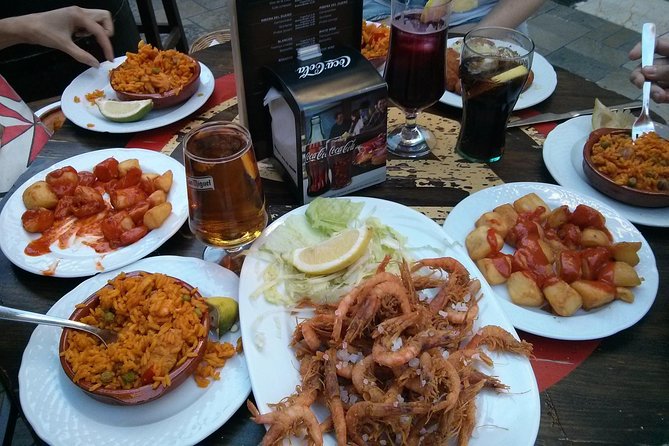 Tapas and Wine Tasting Tour in Seville Small Groups and Jewish Quarter - How the food culture works in practice