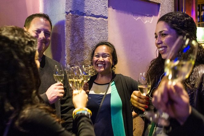 Tapas and Wine Walking Tour in Barcelona - Why this evening is more than a bar crawl