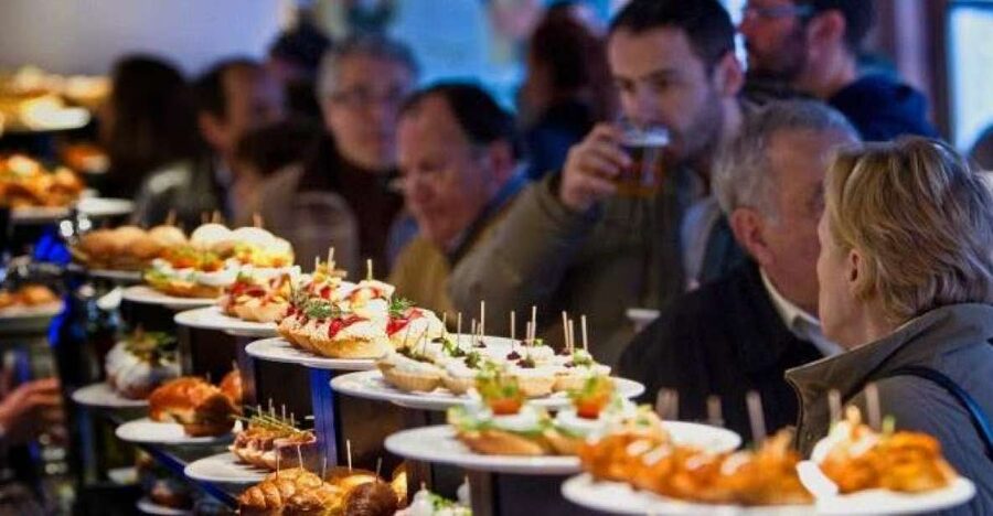 Tapas Crawl in Madrid Historical Quarter for Lunch or Dinner - Starting beside Queen Isabel II at Ópera