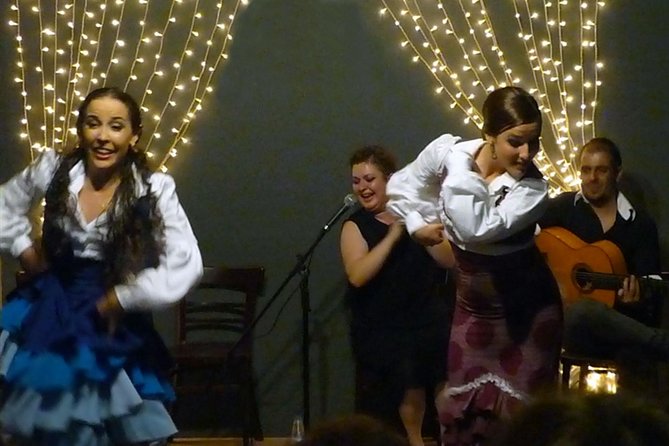 Tapas Dinner and Flamenco Show in Valencia - What arrives on the tapas table at 7 p.m.