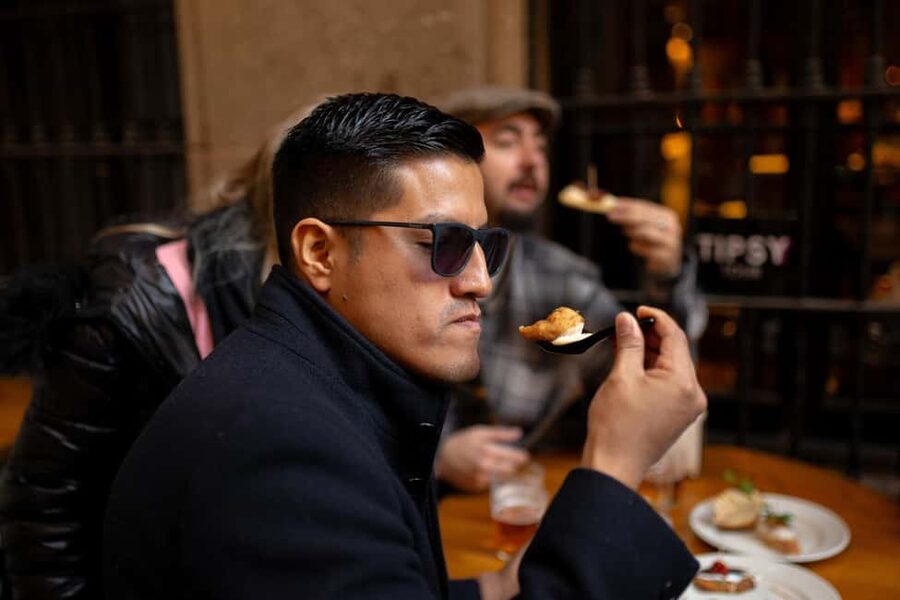 Tapas Food Tour with Dinner in Barcelona - What the $90 price really covers