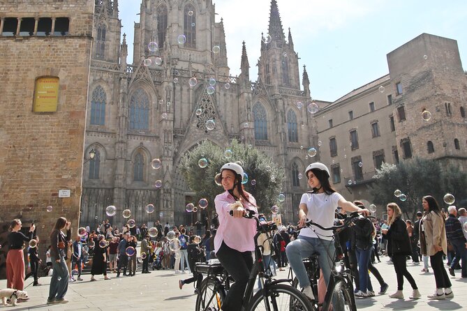 Tapas Tasting Bike/E-Bike Tour in Barcelona - Las Ramblas, tapas, and the final ride