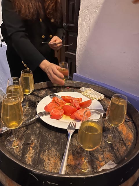 Tapas Tour Cordoba & Wine Experience with chef and sommelier - Key points at a glance