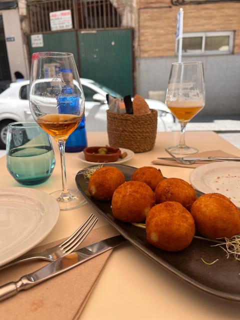 Tapas Tour Cordoba & Wine Experience with chef and sommelier - Who will enjoy this Córdoba food walk