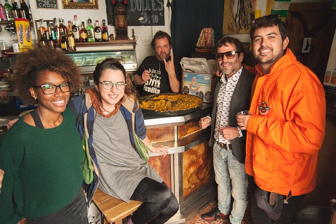 Tapas Tour Sevilla - Stop three: an alley restaurant and a change of pace