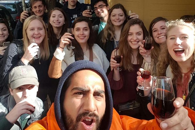 Tapas Tour Sevilla - What the guides add to the experience
