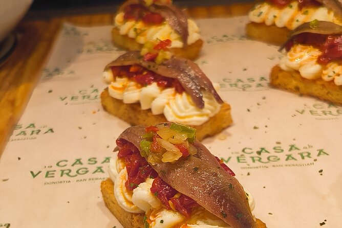 The Best of San Sebastian: Pintxo Icons & Local Secrets - The La Viña cheesecake finale