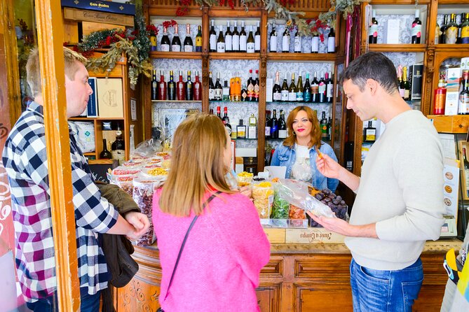 The Granada Market and Tapas Food Tour - Olive oil at the market