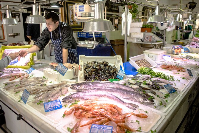 The Seville Market & Tapas Tour by Food Lover Tour - Why this food walk works well in Seville