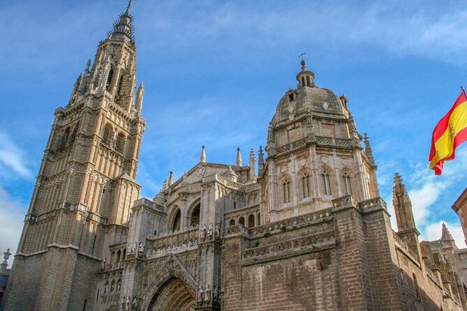 Toledo Full Day with Winery Visit, Tapas and Wine Tasting - Lunch: convenient, but not the strongest part of the day