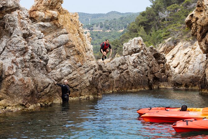 Tossa de Mar: Kayak & Snorkel Tour with Paella from Barcelona - What beginners should expect on the water
