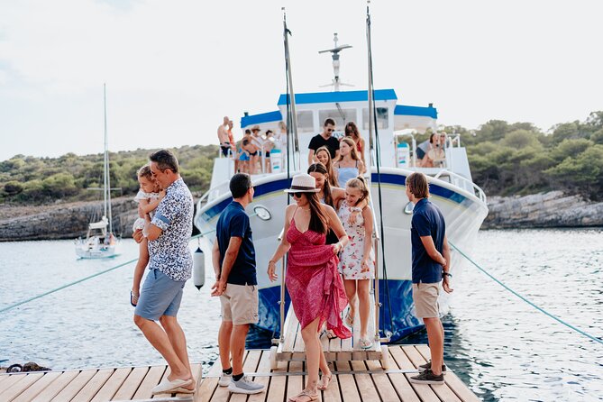 Tour of the beaches of southern Menorca with paella included - Macarella and Macarelleta from the water