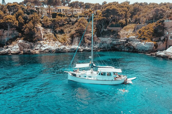 Traditional Mallorquin Llaut Cruise with Tapas and Drinks - Key points to know before booking