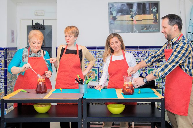 Traditional Paella & Tortilla & Sangria - Chueca and the meeting point at noon